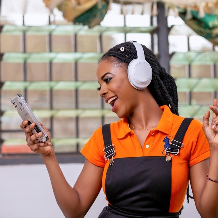 Ravi Desai, Client Relations Director, discussing corporate gifting strategy with business clients